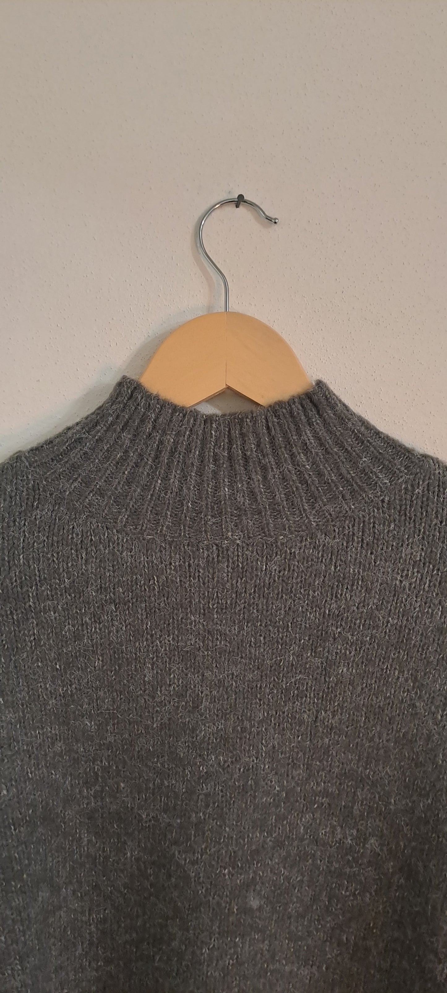 Maglione cocoon grigio cemento