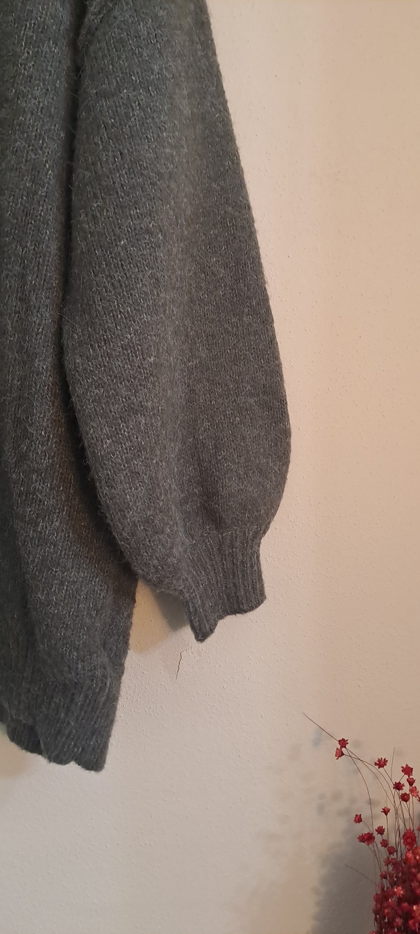 Maglione cocoon grigio cemento